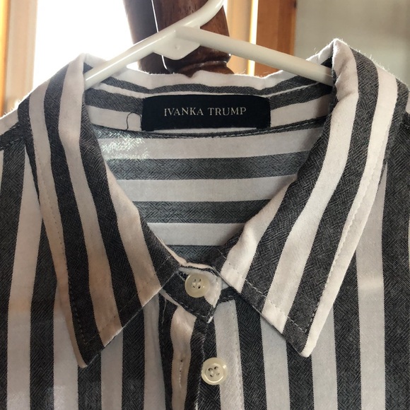 Blouse - Picture 2 of 5